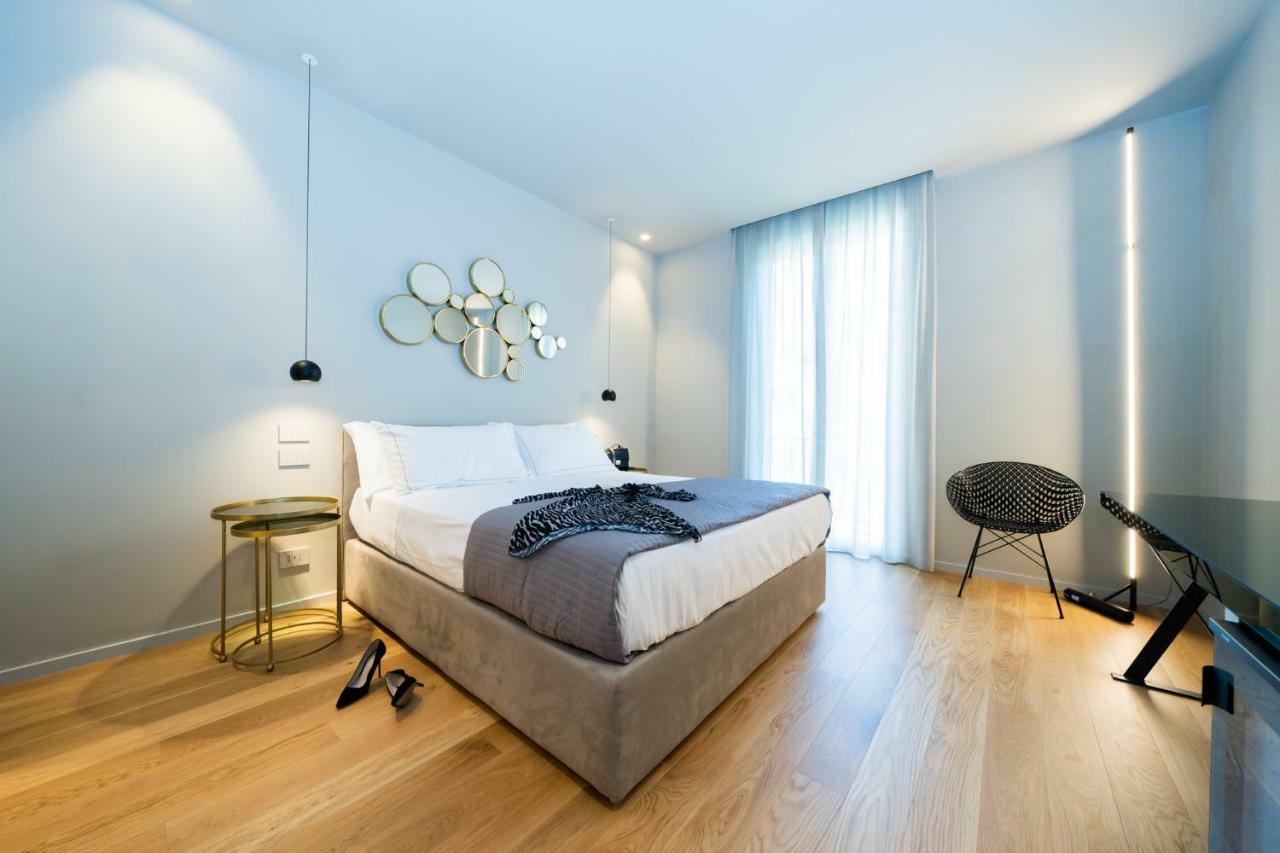 Elite Accommodations & Hydromassage Pool Reggio di Calabria Exterior photo