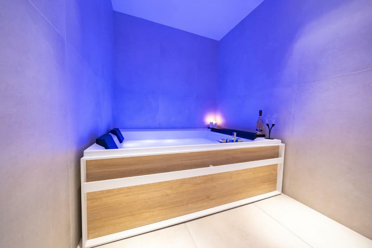 Elite Accommodations & Hydromassage Pool Reggio di Calabria Exterior photo